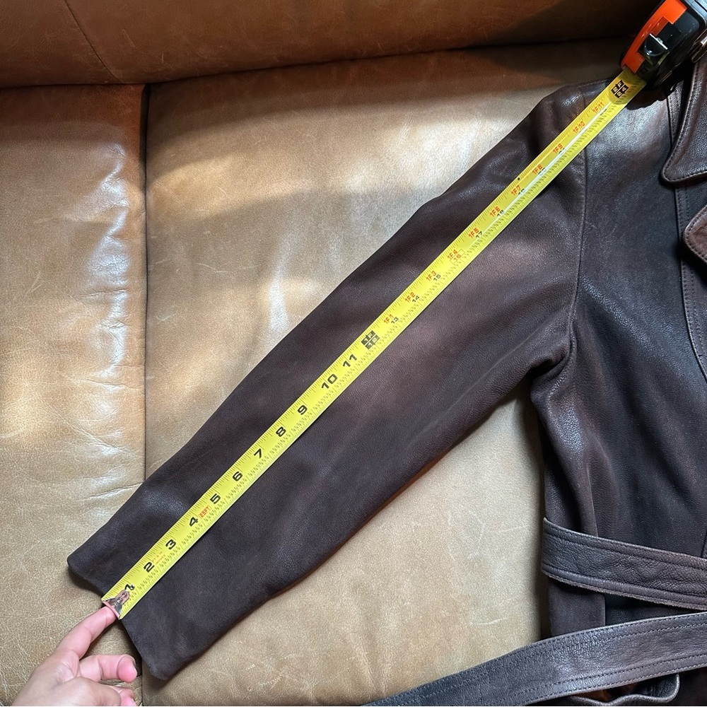 Vintage dark brown leather belted zip jacket western
Y2K buttery soft coastal - Picture 9 of 15